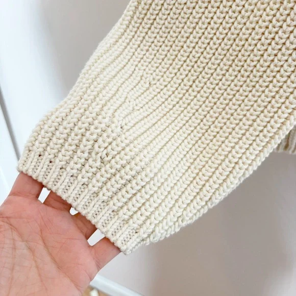 Ozma Elia Crewneck Organic Cotton Chunky Sweater Ecru